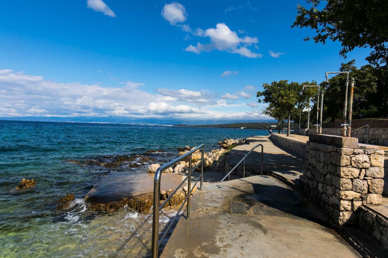 Apartments Vesna Malinska Εξωτερικό φωτογραφία