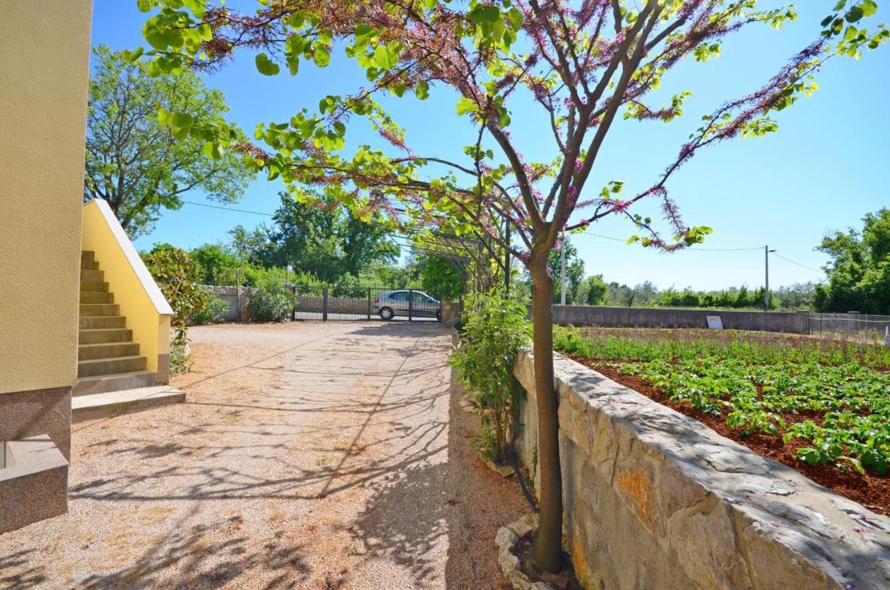 Apartments Vesna Malinska Εξωτερικό φωτογραφία