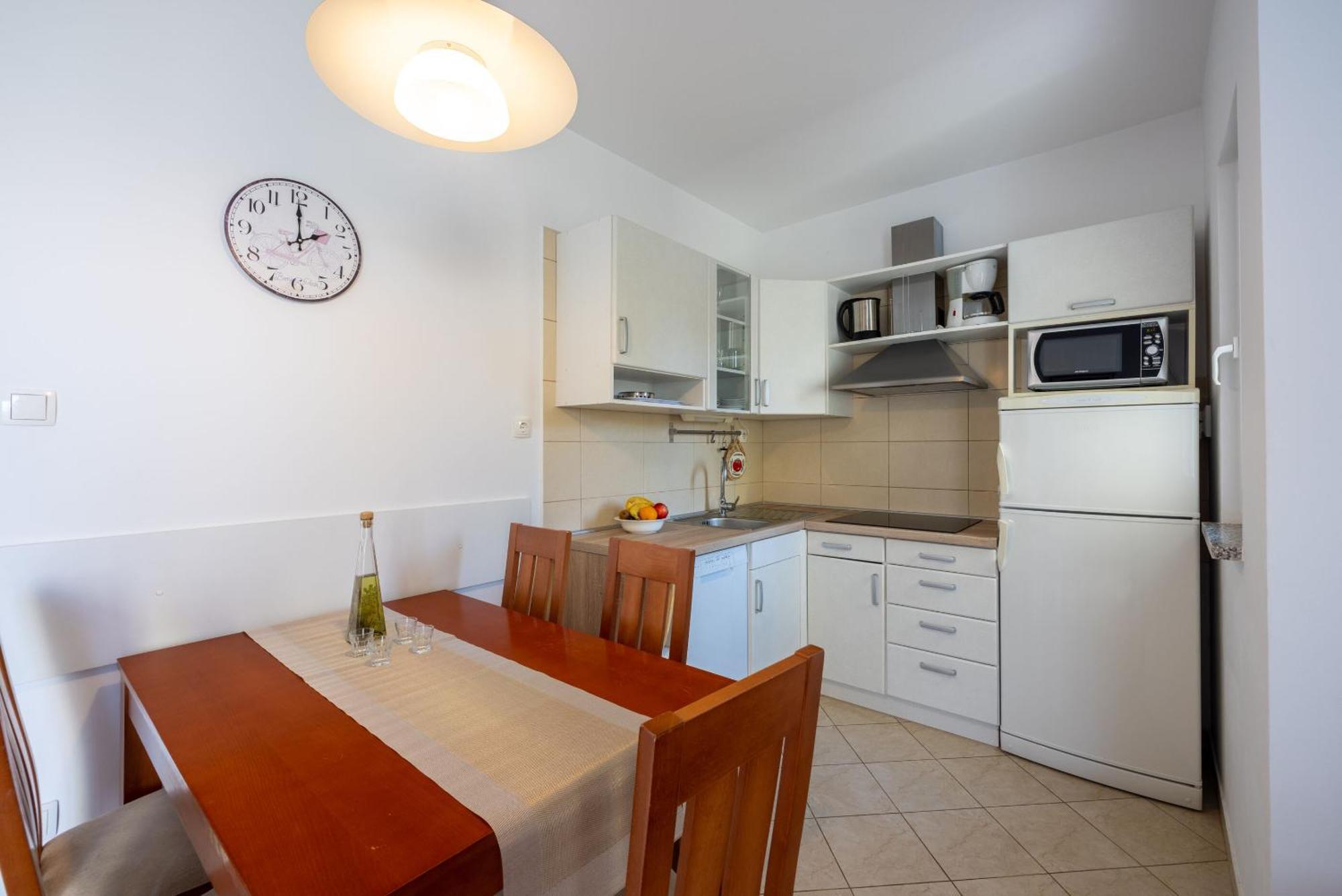 Apartments Vesna Malinska Εξωτερικό φωτογραφία