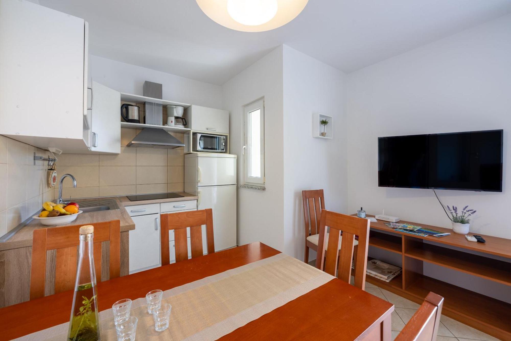 Apartments Vesna Malinska Εξωτερικό φωτογραφία