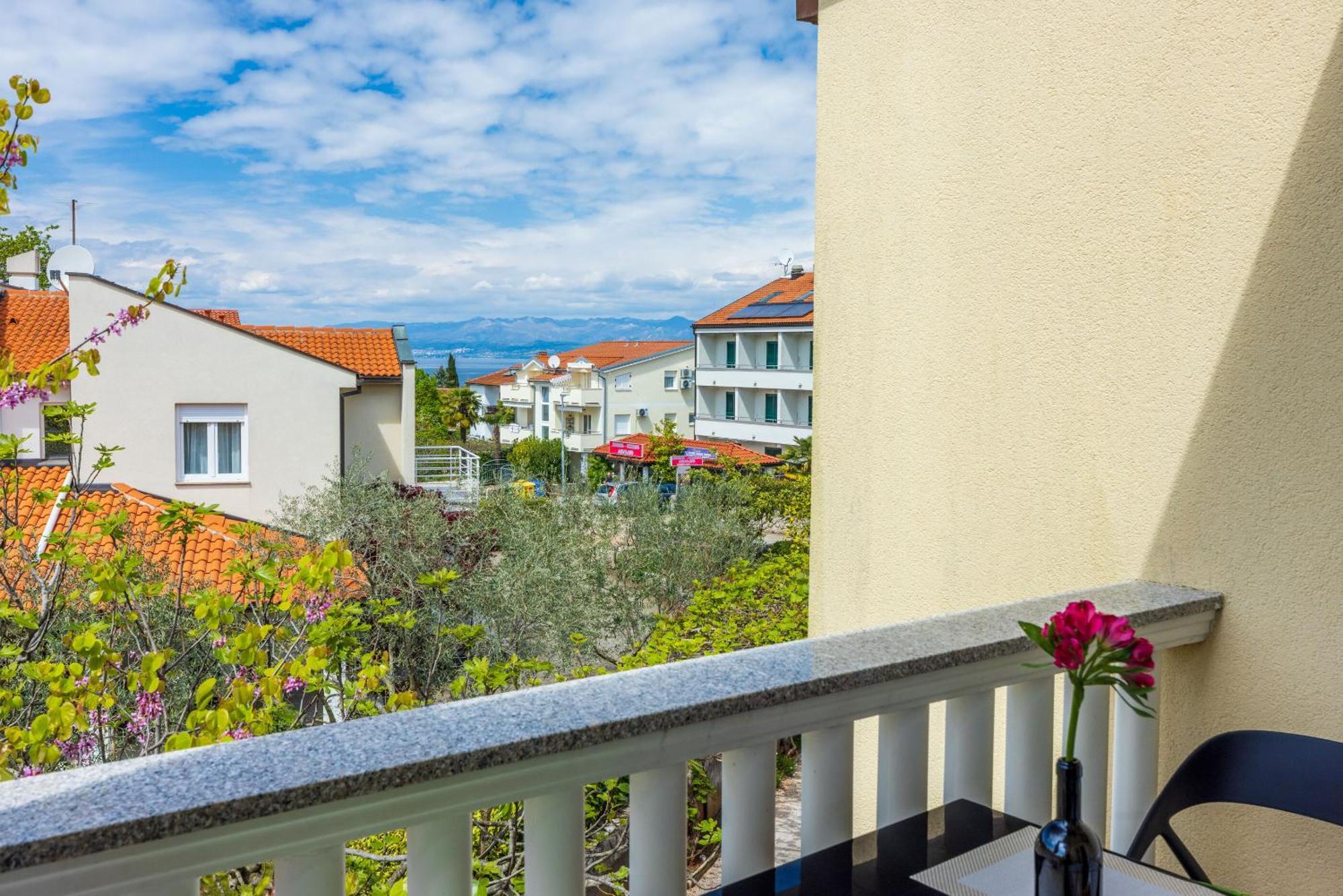 Apartments Vesna Malinska Εξωτερικό φωτογραφία